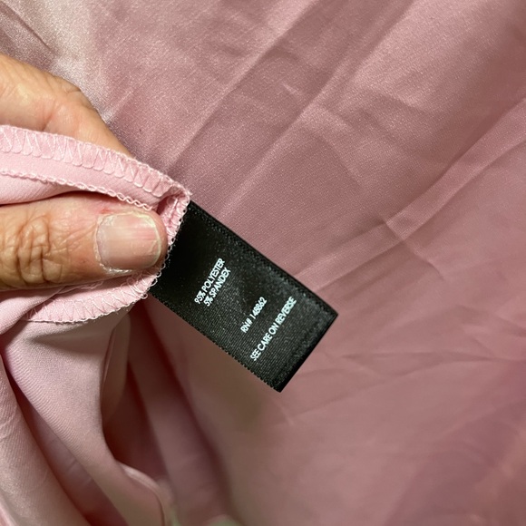 NWT Torrid pink satin cowl-neck cami tank top 4X. - Picture 4 of 4